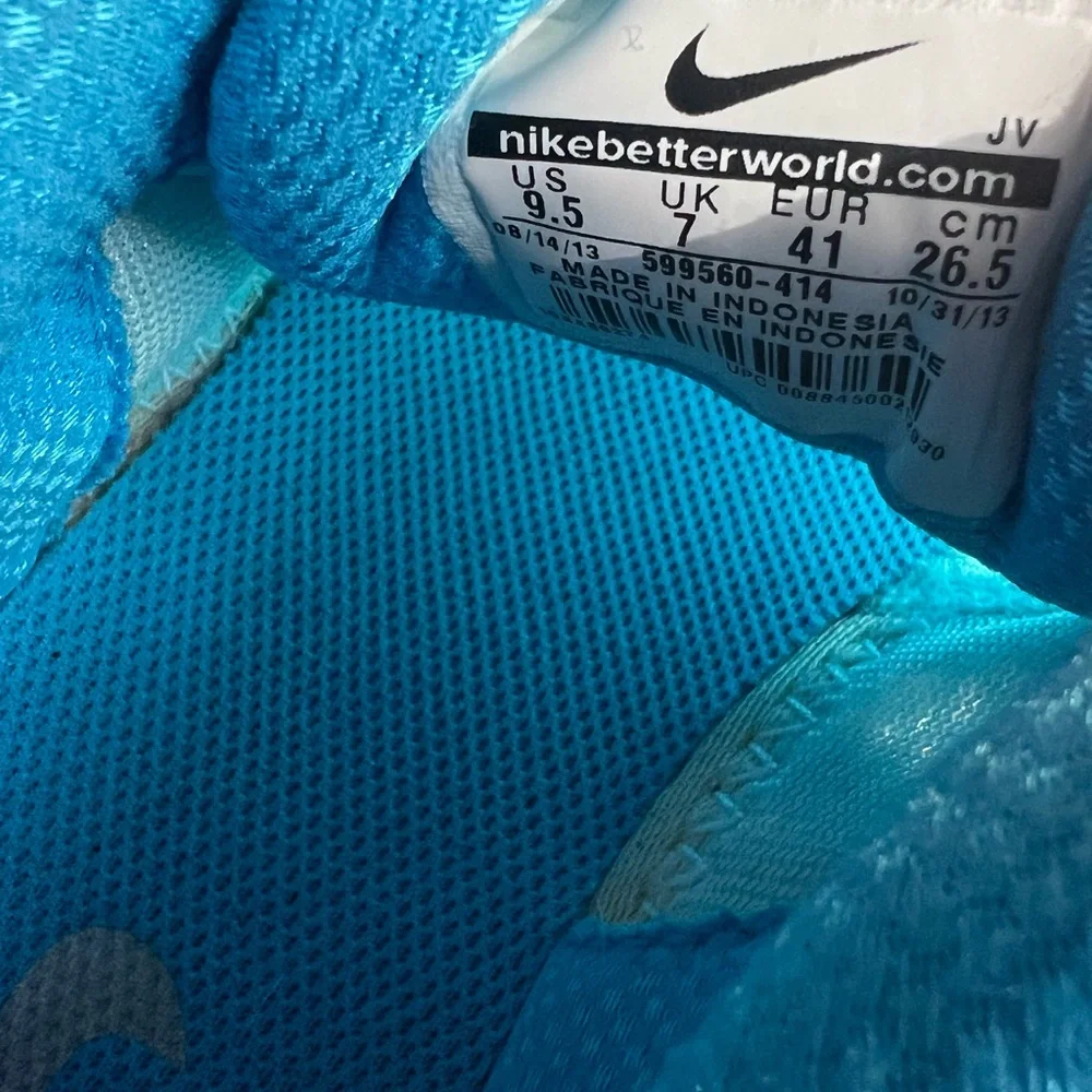 Nike shoes - Picture 9 of 9